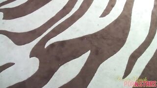 Female Bodybuilder Pornstar Ashlee Chambers Toy Masturbation