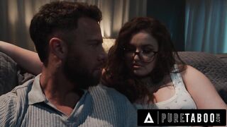 Naive Babe Seduces Man To Expose Secret