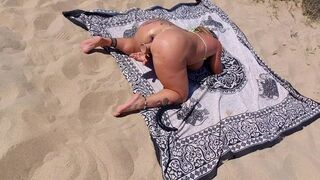 A good bitch fucked on the beach
