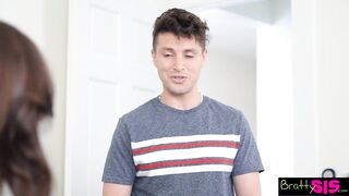 BrattySis Jade Maris & Friend Vanessa Marie Invade Stepbro's Bed until He Shares His Cum -S32:E4