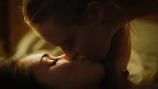 Megan Fox & Amanda Seyfried Jennifer's Body