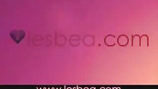 Lesbea Savouring the pussy juices