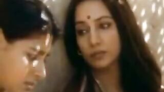 CELEBRITIES LESBIANS SHABANA