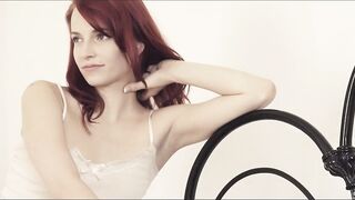 Hot lesbian babes Leila Smith and Nekane