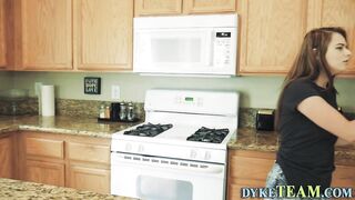 Latina les teen tribbing