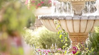 Serena Blair really want to lick Ashley Adams' pussy