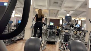 Quick fuck in the gym. Risky public sex with Californiababe.