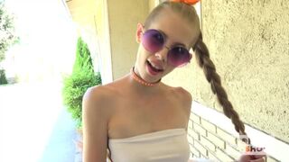 Skinny babe meets guy online for anal sex