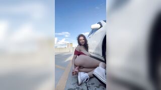 SQUIRTING PUBLIC SOLO