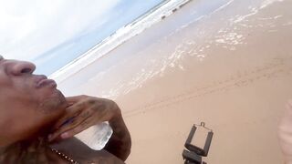 I went to the in nature's garb beach in Bahia to give it to the sweethearts.