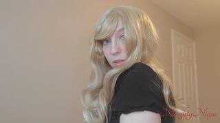 Step-Mamma Accidently Falls on my Dong whilst That babe Cleans around Me