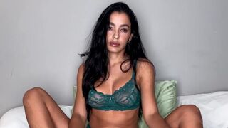 [F4M] [Group] 3 boys put their cum inside me as I posed for life drawing class [Audio] [True Sto