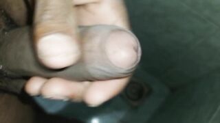 Safadinho pegando no pau gostoso