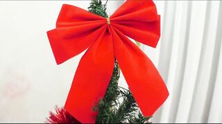 little lesbian santa's helpers