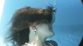 Underwater Lesbians Erotica