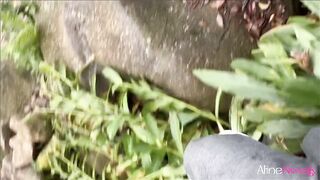 Loira vai pescar e acaba dando no meio do mato e fica com a bundinha toda coberta de leitinho