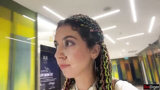 Public Cumwalk in Shopping Mall