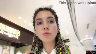 Public Cumwalk in Shopping Mall