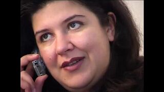 Amateur screws the butt of a fat woman