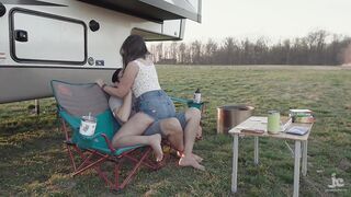 Would u go camping with us? Quick outdoor screw PAWG creampie