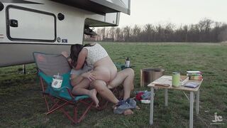 Would u go camping with us? Quick outdoor screw PAWG creampie