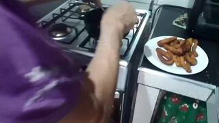 THE SUPERLATIVELY GOOD MANDOCAS WITH AWESOME CARMENGUD FOR ANY TIME