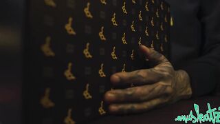 UNBOXING - Pornhub REWARDS 2020 - Anuskatzz unbox her Pornhub present - SFW, ink , tattoo, bodymod