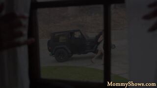 Petite stepdaughter licked by classy milf 