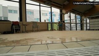 Bubarek and Birtakik enjoy eachother in the pool