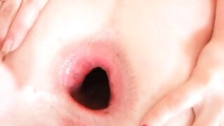 Lady in red, Gape Queen