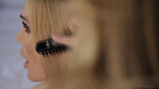 Gorgeous Stepmom Sarah Jessie and her Daughter