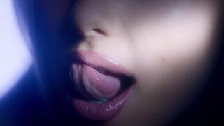 Ariana Grande Dreams of Nicki Minaj's Ass