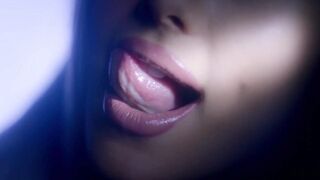 Ariana Grande Dreams of Nicki Minaj's Ass