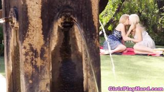 Lesbian couple pussylicking in the bedroom 