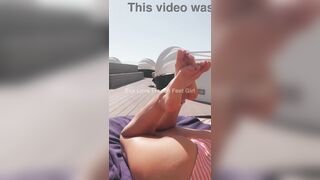 Following the teaser, here is the full movie!! I play with my nice-looking feet...