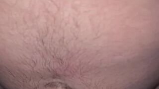 Je baise la grosse chatte de ma copine. J'adore son gros clito