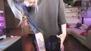 Unpacking and 1st testing of the masturbator