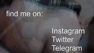 tocandome en la bañera