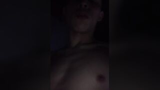 Te gusta en la oscuridad ????