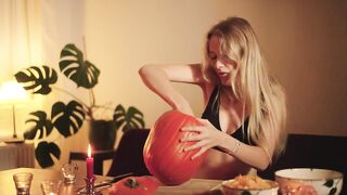 Cozy Halloween Pumpkin Carving with Your Girlfriend
