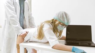 Sexually excited Doctor Eats Snatch and Pounds Nurse in Gloves to Climax