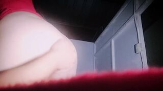 'COZ CHICKS NO LONGER CRY WE SCREW AND BILL AND LET MILK SPLASH IN OUR TWAT