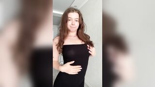 Čeká na tebe dívka