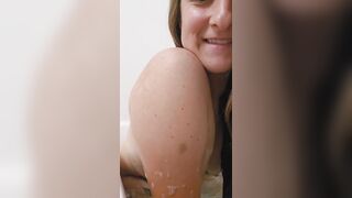 Hot mother i'd like to fuck rides toy after hawt bathroom session????