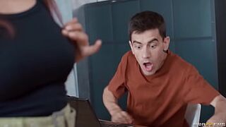 Getting Loud / Brazzers/ Come into XVPROMO