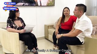 Pareja swinger en terapia de pareja conla psicologa Montse Swinger termina en three-some