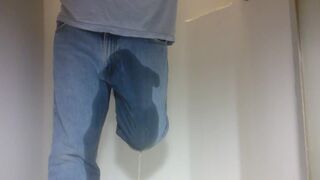 Pissing Jeans running from the garden