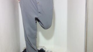 Pissing in advance of couch