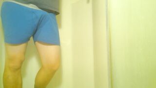 Pissing & washing off in the shower