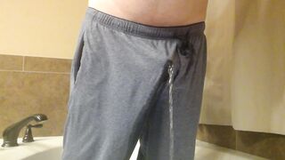 Final pissing in the tub of the night